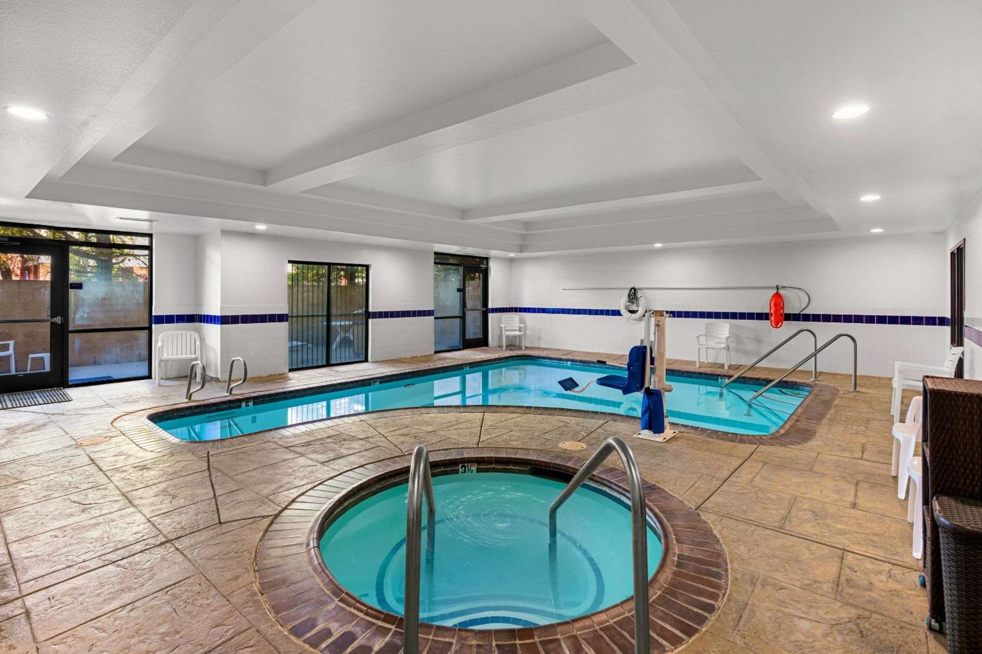 Comfort Suites Vacaville-Napa Valley Area Dış mekan fotoğraf