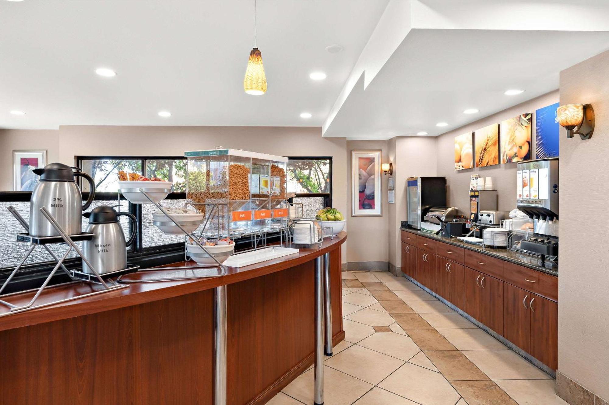 Comfort Suites Vacaville-Napa Valley Area Dış mekan fotoğraf