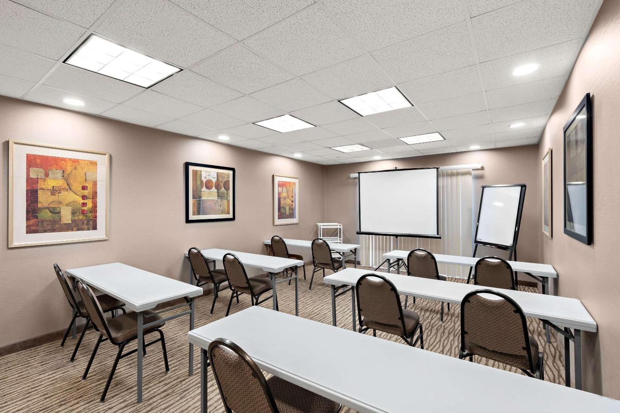 Comfort Suites Vacaville-Napa Valley Area Dış mekan fotoğraf