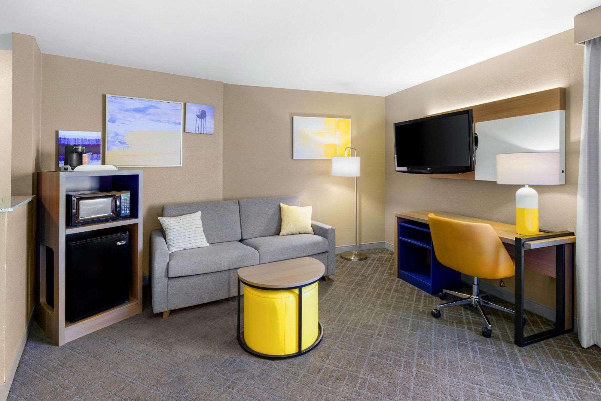 Comfort Suites Vacaville-Napa Valley Area Dış mekan fotoğraf