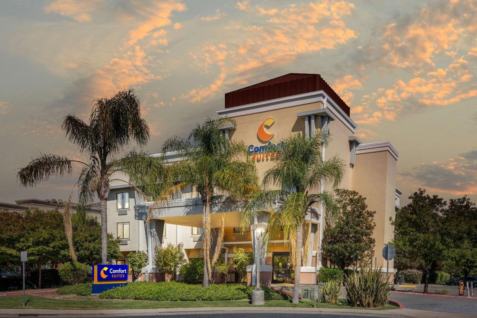 Comfort Suites Vacaville-Napa Valley Area Dış mekan fotoğraf